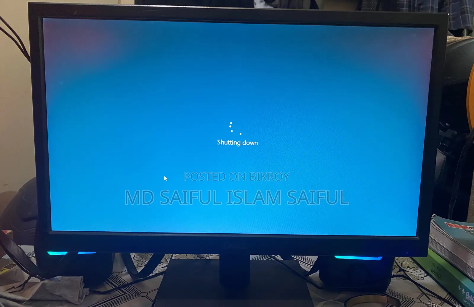 জরুরি টাকার প্রয়োজনে Dell Monitor বিক্রি