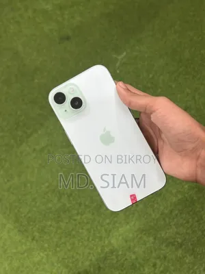 Apple iPhone 15 128 GB Green