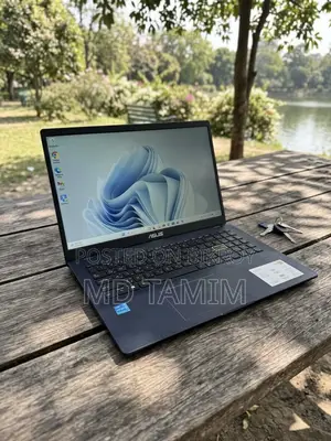 Laptop Asus E502S 4GB Intel Celeron SSHD+SSD 128GB