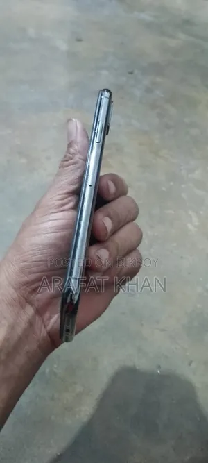 Apple iPhone X 64 GB Black