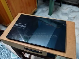 New Laptop Asus Vivobook 15 16GB AMD Ryzen 5 SSD 512GB