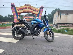 সুজুকি জিক্সার মনোটোন ২০১৮ ব্লু