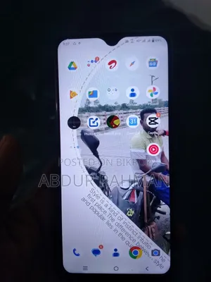 Vivo V21e 128 GB Blue