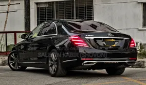 Mercedes-Benz E550 2019 Black