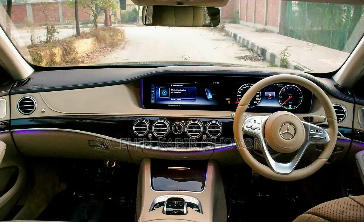 Mercedes-Benz E550 2019 Black