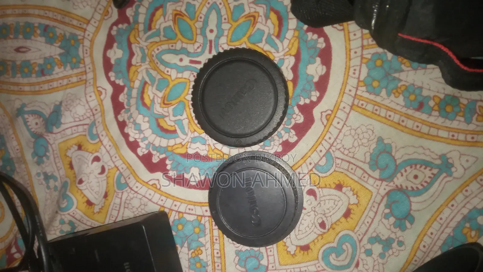 ক্যানন ইওএস ৭ডি সাথে ৫০মিমি প্রাইম লেন্স বাইপাস আইফোনের সাথে এক্সচেঞ্জ