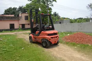 লিন্ডে ৩ টন ফর্কলিফট