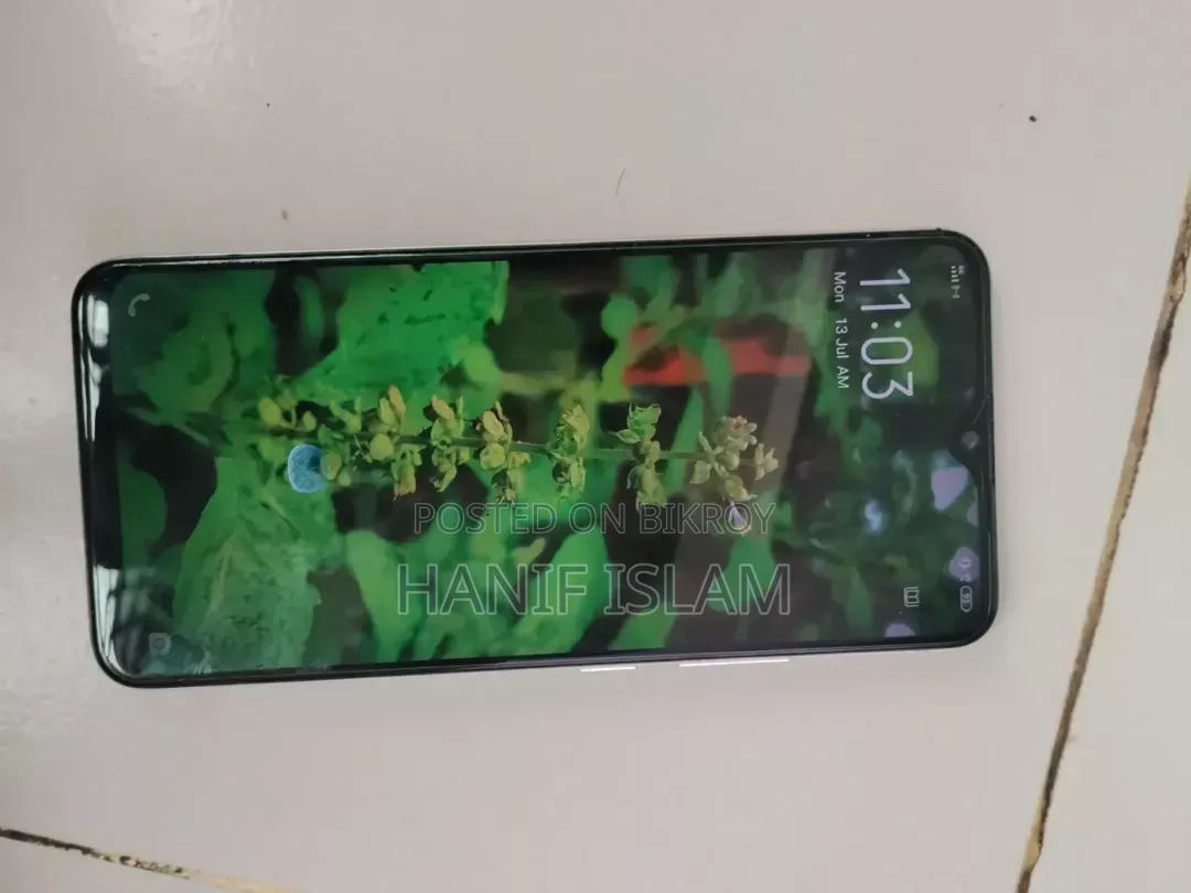 Vivo Y19 128 GB Blue