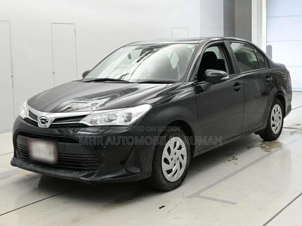Toyota Axio 2021 Black