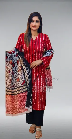প্রিমিয়াম লিলেন থ্রি-পিস