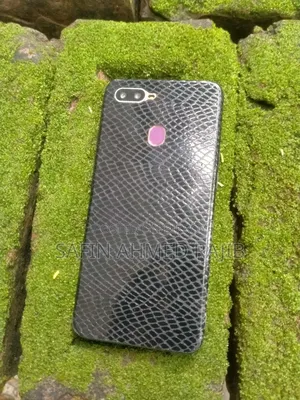 Oppo F9 64 GB