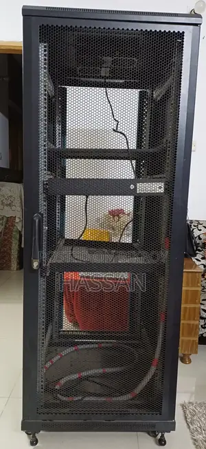 Toten 32u Server Rack for Office/Data Lab