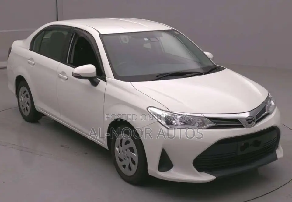 Toyota Axio 2021 White