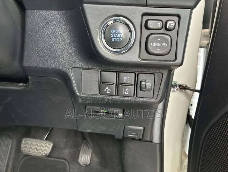 Toyota Axio 2021 White