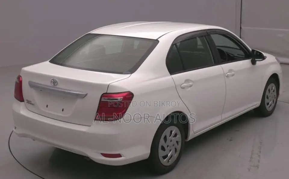 Toyota Axio 2021 White