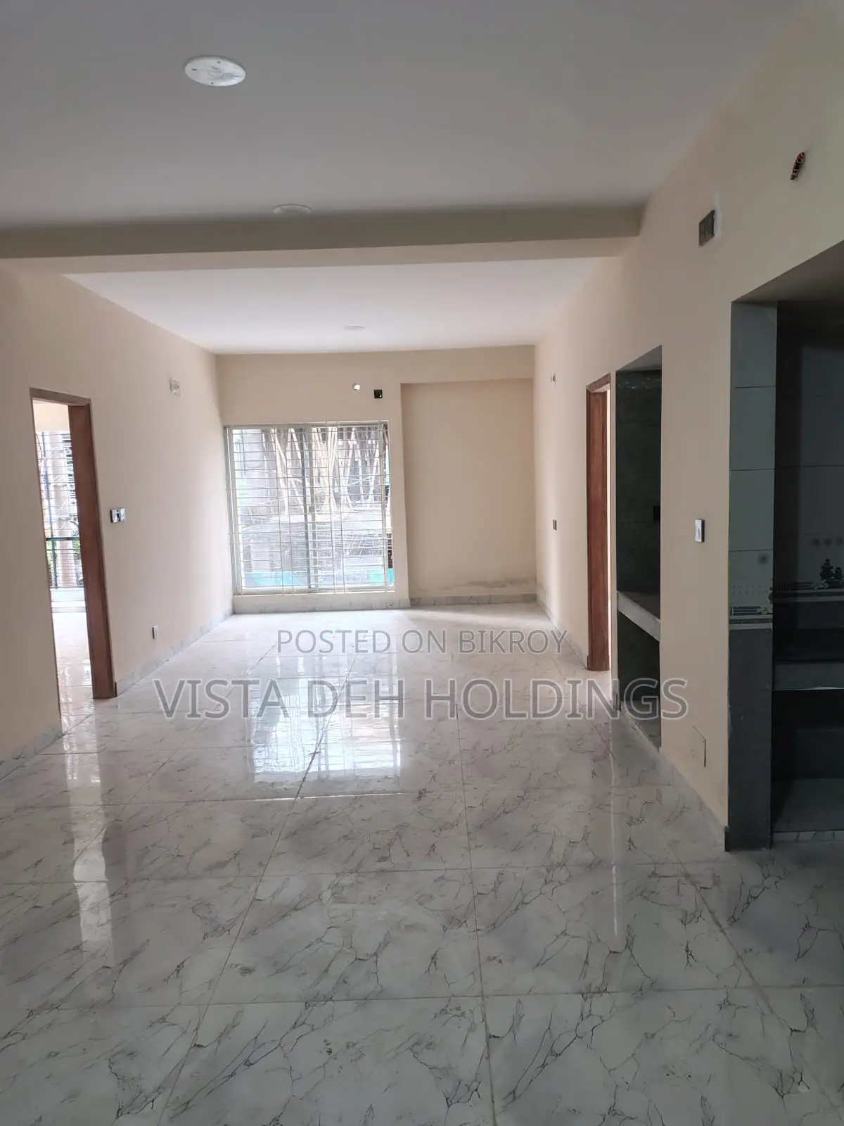 Furnished 4bdrm Apartment in Vista, Aftab Nagar for Sale