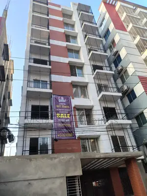 Furnished 4bdrm Apartment in Vista, Aftab Nagar for Sale