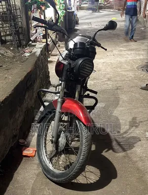 বাজাজ সিটি ১০০ ২০০১ লাল