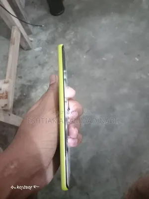 Motorola Moto G85 128 GB Green