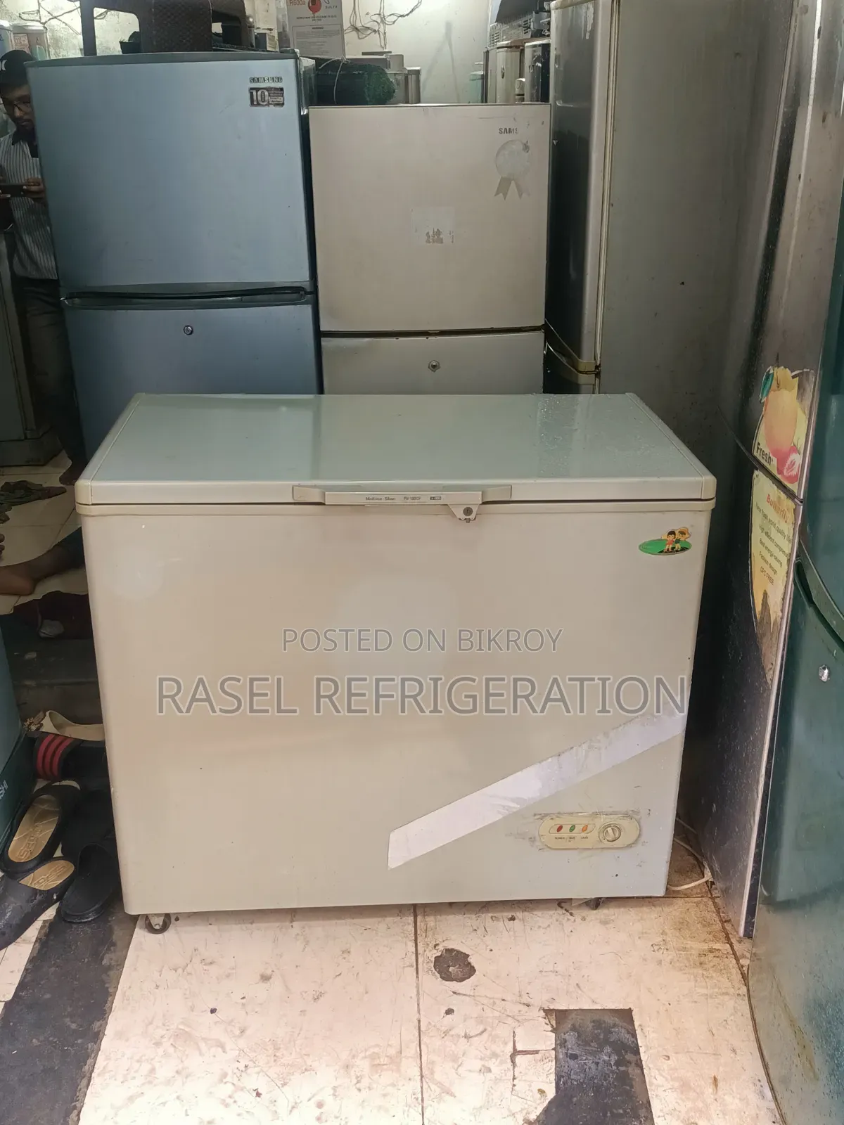 265 Liter running deep fridge for sale.