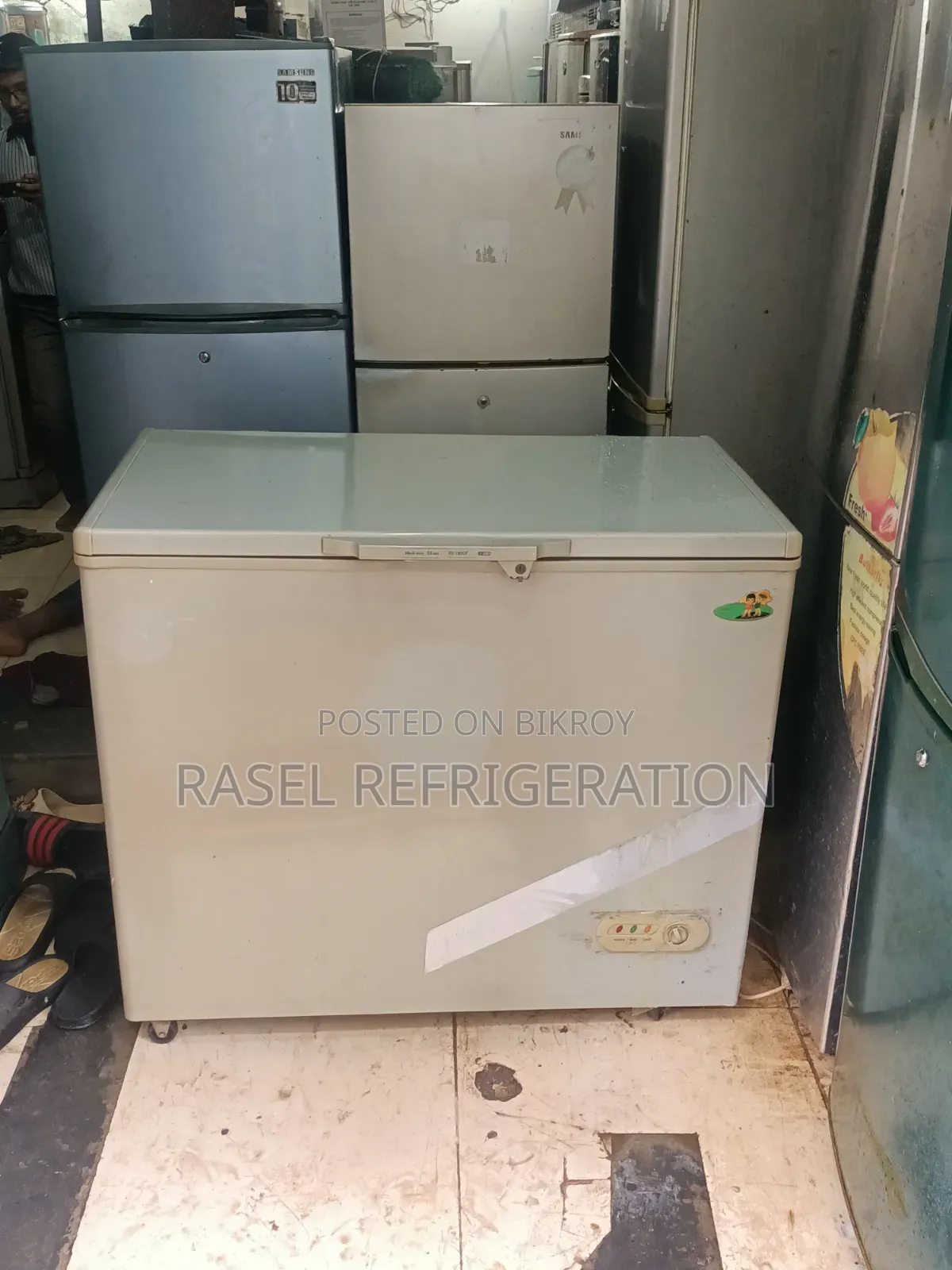 265 Liter running deep fridge for sale.