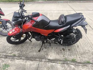 Hero Thriller 160R 2021 Red