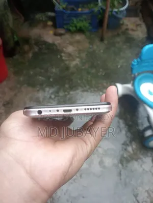 Vivo Y19 128 GB Blue