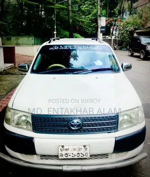 টয়োটা প্রবক্স ২০০৪ সাদা