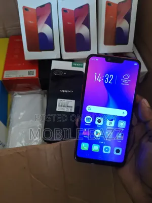 Oppo 128 GB Red