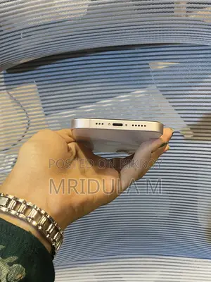 Apple iPhone 13 128 GB Pink
