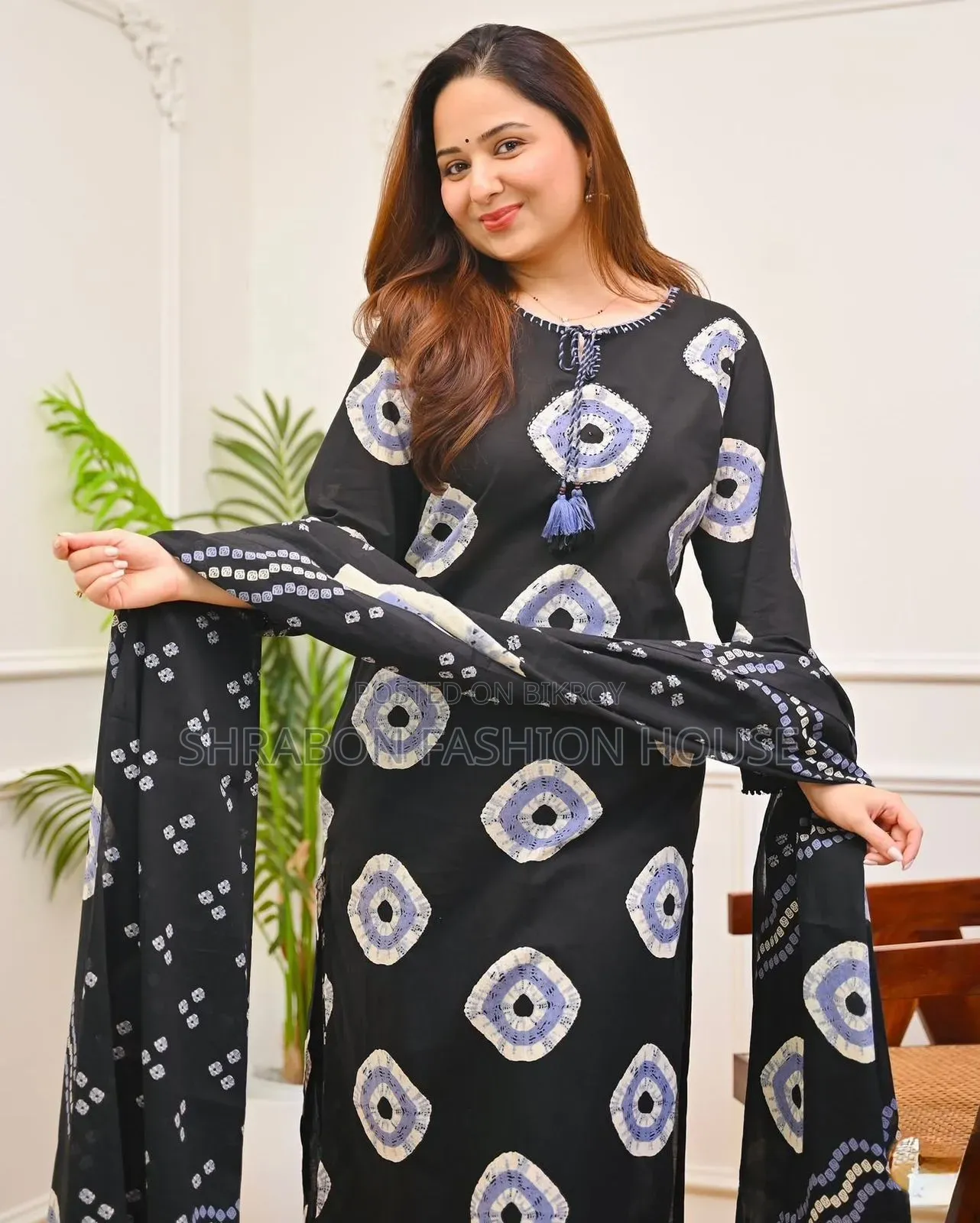 বাটিক থ্রি পিস