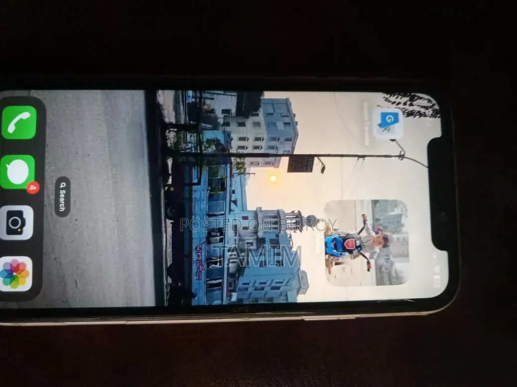 Apple iPhone 11 64 GB White