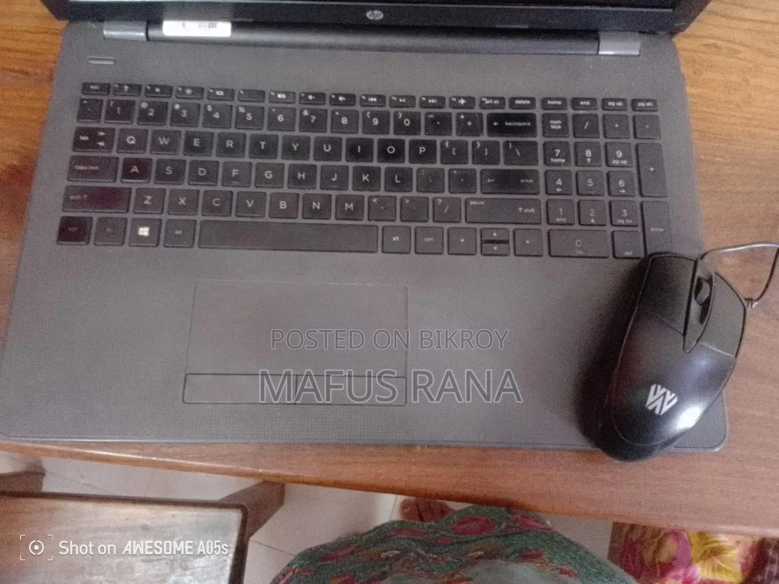 Laptop HP 250 G6 4GB Intel Core I3 HDD+SSD 1T