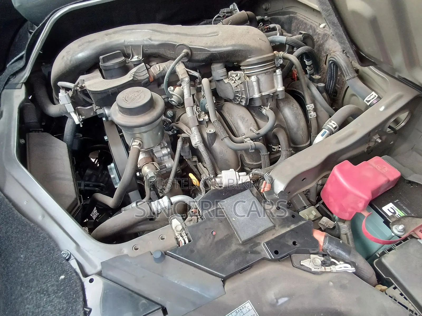 Toyota HiAce ২০২২ ব্ল্যাক