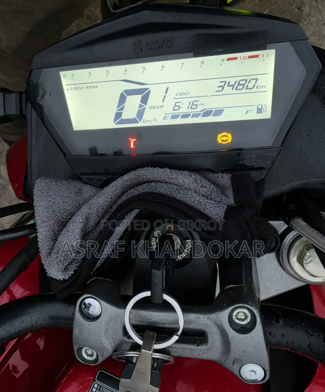 Hero Hunk 150R Xtec 2025 Red