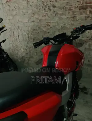 TVS Apache 160 4V 2023 Red