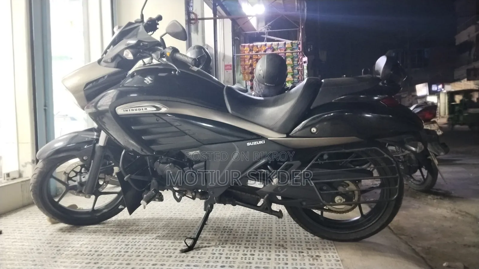 Suzuki Intruder 2020 Black