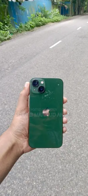 Apple iPhone 13 128 GB Green