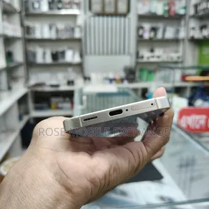 New Samsung Galaxy S24 256 GB Rose Gold
