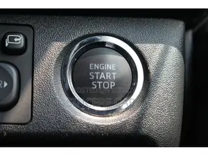 Toyota HiAce ২০২৩ কালো