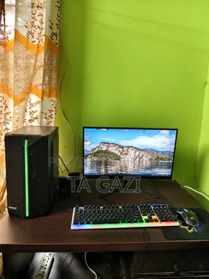 Desktop Computer MSI Aegis 3 8GB Intel Core I5 SSD 256GB