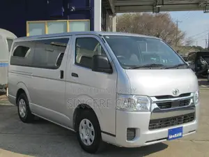 Toyota HiAce 2021 Silver