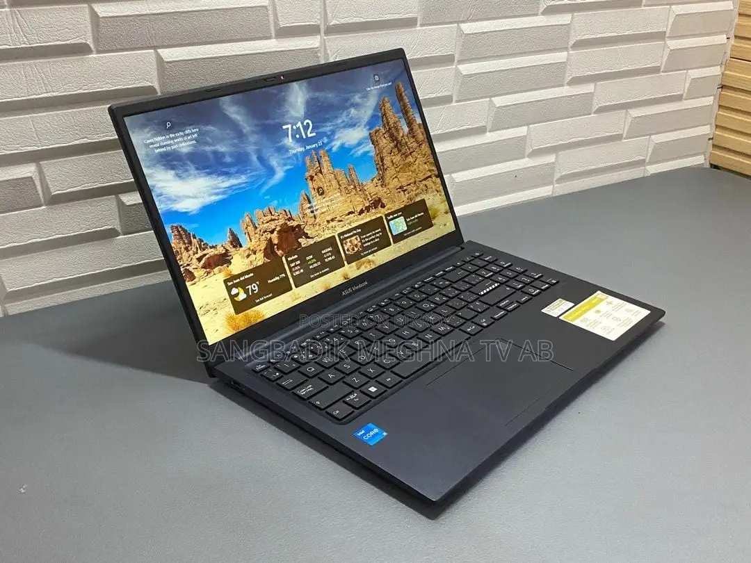 Laptop Asus 3GB Intel SSD 256GB