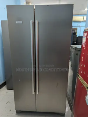 Siemens ডাবল ডোর ফ্রিজ ৫৫৬ লিটার