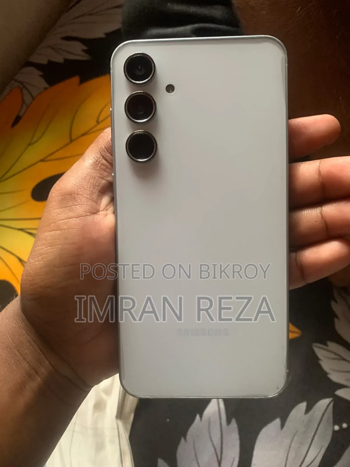 স্যামসাং গ্যালাক্সি এ৫৫ ২৫৬ জিবি হোয়াইট