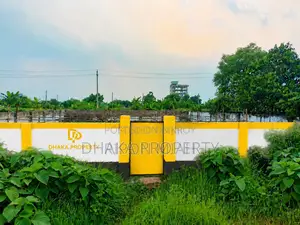 সেক্টর-২৪ এ ফ্রন্ট ওপেন ৩ কাঠার উত্তরমুখী প্লট