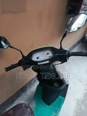 টিভিএস ২০১৭ সাদা