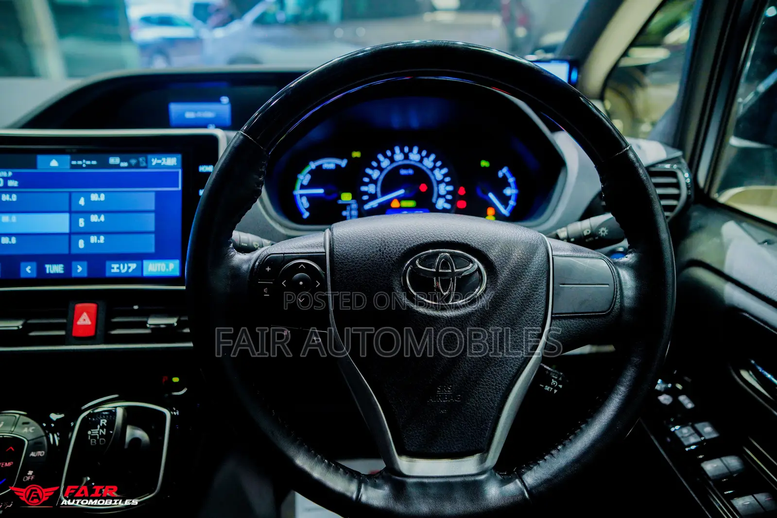 Toyota Noah 2021 Blue