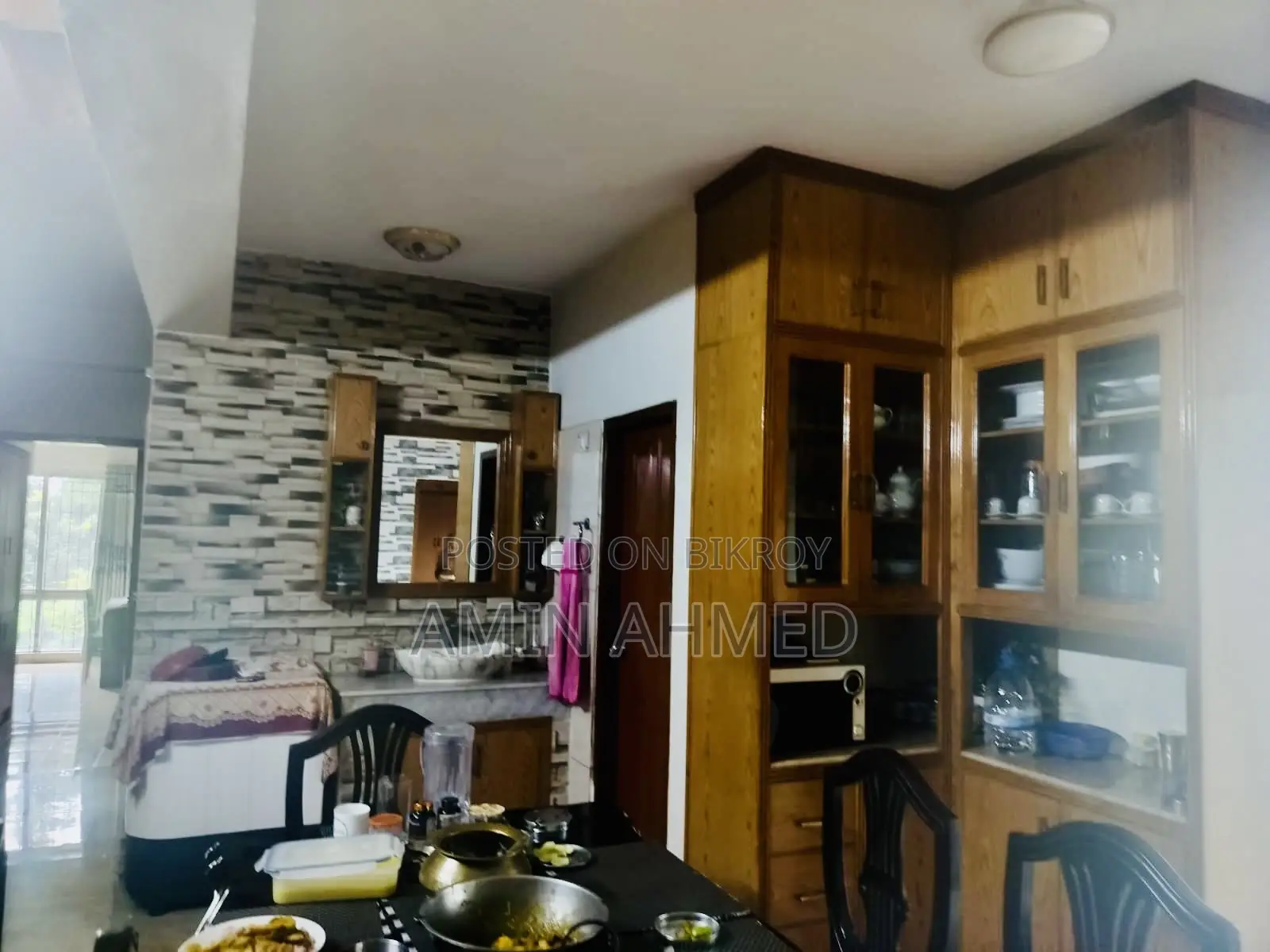 ফার্নিশড ৩ বেডরুমের অ্যাপার্টমেন্ট, শেলটেক সঞ্চারী, মোহাম্মদপুর বিক্রয়ের জন্য