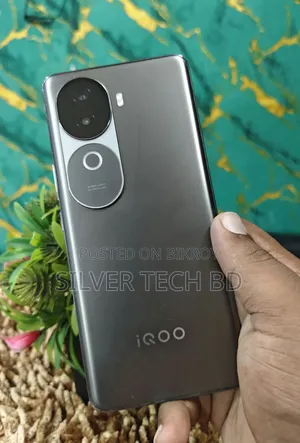 iQOO 256 GB Black